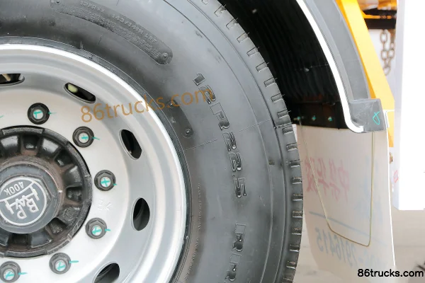 CIMC Huajun 20ft Straight Beam Skeleton Trailer (Container Transport Semi-Trailer) Chassis (3) | 86Trucks