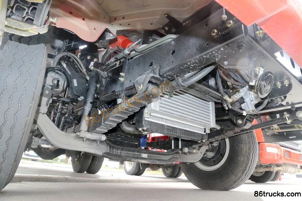 Sinotruk Haoman H3 129 ch 4X2(6 roues) camion grue (8 vitesses) Châssis (1) | 86Trucks