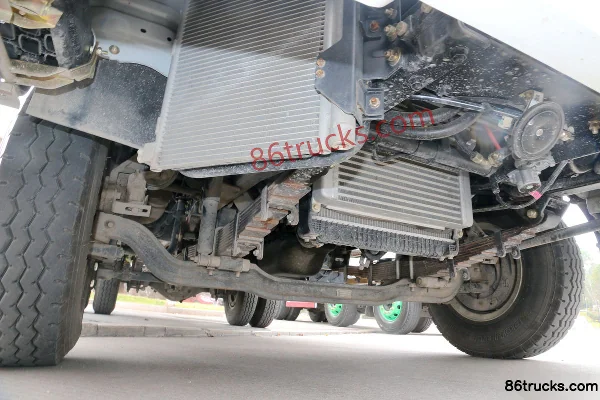 Sinotruk Haoman H3 115hp 4X2(6 wheels) 4m Single Row Refrigerated Truck Chassis (3) | 86Trucks