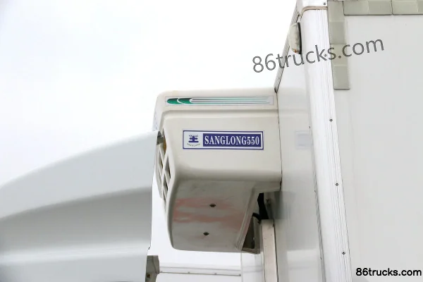 Sinotruk Haoman H3 115hp 4X2(6 wheels) 4m Single Row Refrigerated Truck Body (2) | 86Trucks