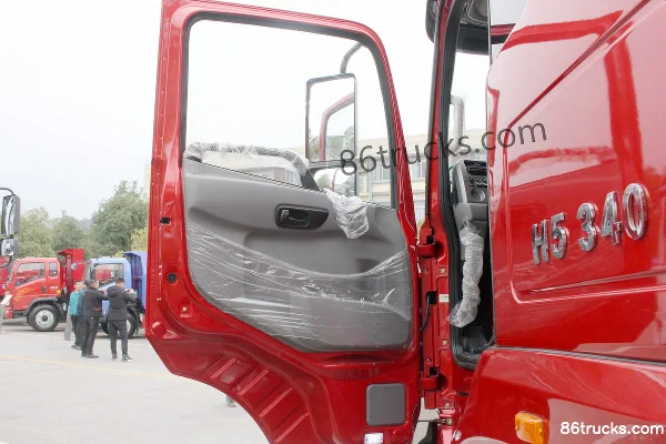 Sinotruk HOWO MANH5 Heavy Truck 340 hp 4X2(6 wheels) Tractor Truck Cab (1) | 86Trucks