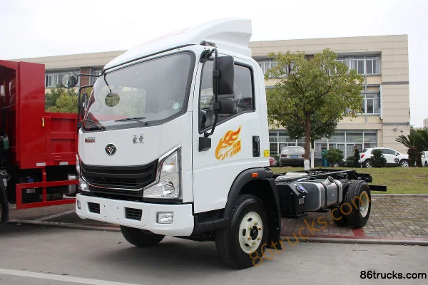 Sinotruk HOWO MANH3 Pioneer Edition 190 hp 4X2(6 wheels) Single Row Light Truck Chassis (Yunnei) (China VI) Exterior (2) | 86Trucks