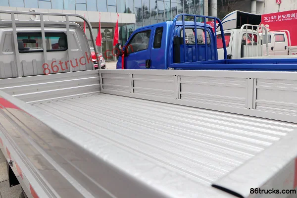 Changan Kuayue Wang X5 1,5 L 112 ch 4X2(6 roues) petit camion à ridelles simple cabine 3,4 m Carrosserie (2) | 86Trucks