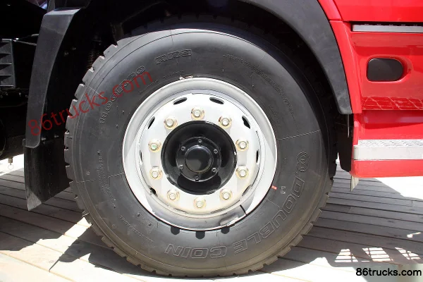 Dongfeng Nissan Diesel Youdishi heavy truck 390 hp 6X4(10 wheels) tractor truck (full floating high-top cab) Chassis (1) | 86Trucks