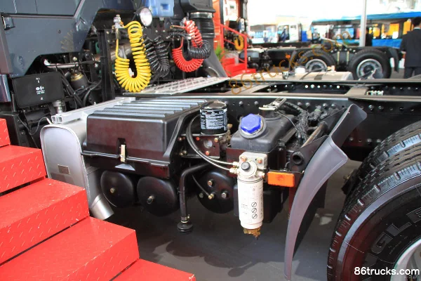 FAW Jiefang J6P Heavy Truck 420 hp 6X4(10 wheels) Tractor Truck Chassis (1) | 86Trucks