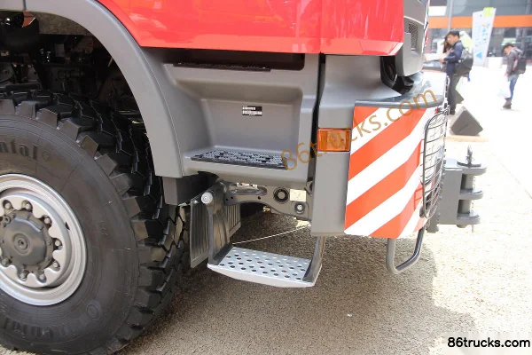 Mercedes-Benz Actros Heavy Truck 610 hp 6X6(10 wheels) Heavy Haul Tractor Truck (Model 4060) Chassis (1) | 86Trucks