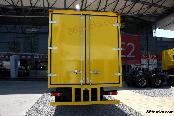 DAF LF Series Medium Truck 185 hp 4X2(6 wheels) Box Cargo Truck (LF45) Body (1) | 86Trucks