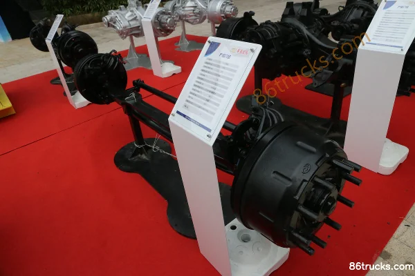Hanma HL7T Engineering Steering Axle Exterior (3) | 86Trucks