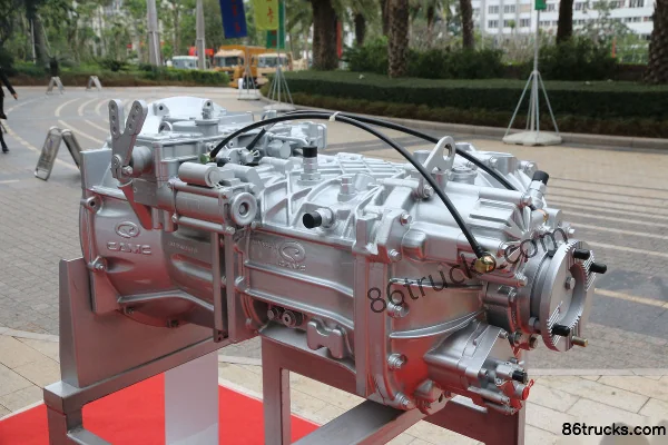 Hanma 12SOB2250 12-Speed Manual Transmission Exterior (3) | 86Trucks