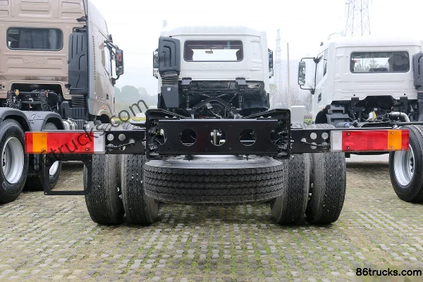 Dongfeng Commercial Vehicle Tianlong KL 300 hp 6X4(10 wheels) Sanitation Truck Chassis (China VI) Exterior (3) | 86Trucks