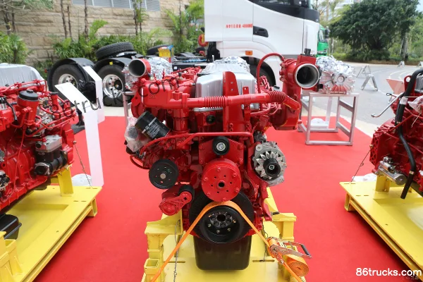 Hanma Power CM6D18.290 50 290 hp 9.84L China V Diesel Engine Exterior (3) | 86Trucks