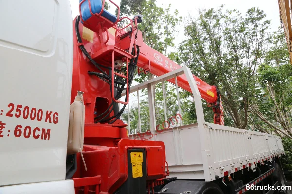 Hualing Star 270 hp 6X2(8 wheels) Truck-mounted Crane Body (1) | 86Trucks