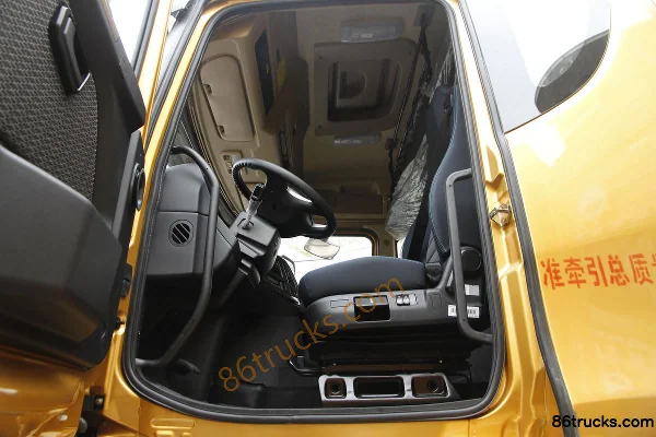 Hualing Hanma H9 Heavy Truck 350 hp 6X4(10 wheels) LNG Tractor Truck Cab (1) | 86Trucks