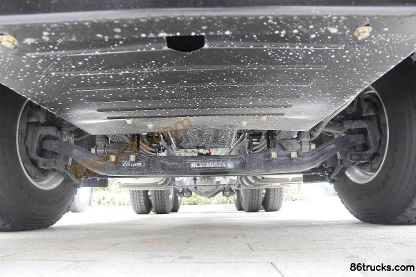 Hualing Hanma H7 Heavy Truck 460hp 6X4(10 wheels) Tractor Truck Chassis (1) | 86Trucks