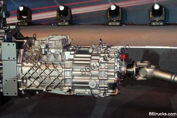 Fast Gear F16JZ26 16-Speed AMT Automatic Transmission Exterior (2) | 86Trucks