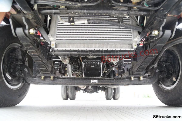 Kairui Green Card City Distribution Standard Load 116 hp 4X2(6 wheels) 4.15m single-row van light truck Chassis (2) | 86Trucks