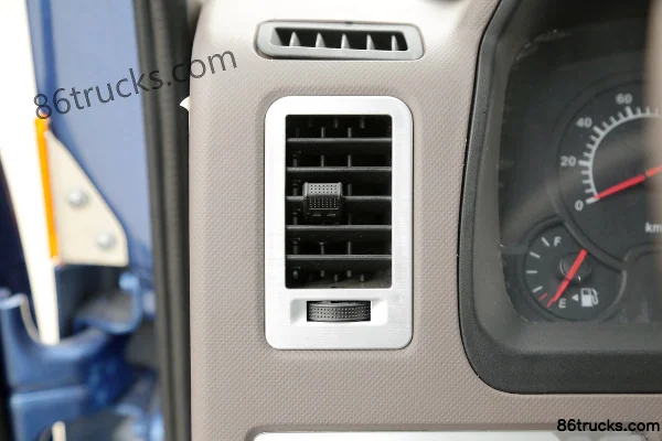 Karry Green Card City Transport Edition Comfort 88hp 4X2(6 wheels) 3.7m Single-row Van Light Truck Cab (2) | 86Trucks