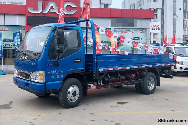 JAC Kangling 33 Narrow Body 109 hp 4X2(6 wheels) 4.18m Single Row Flatbed Light Truck Exterior (3) | 86Trucks