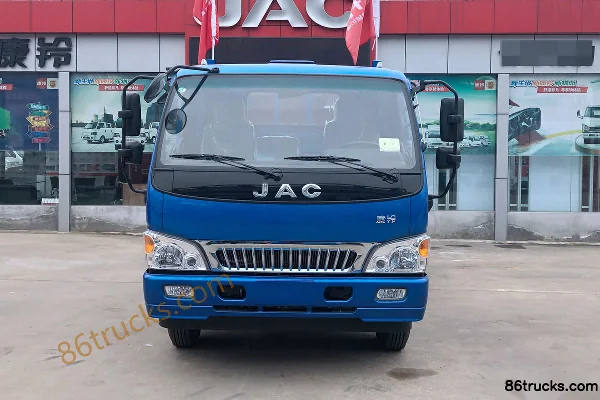 JAC New Kangling H3 120hp 4X2(6 wheels) 4.18m Single Row Flatbed Light Truck Exterior (2) | 86Trucks