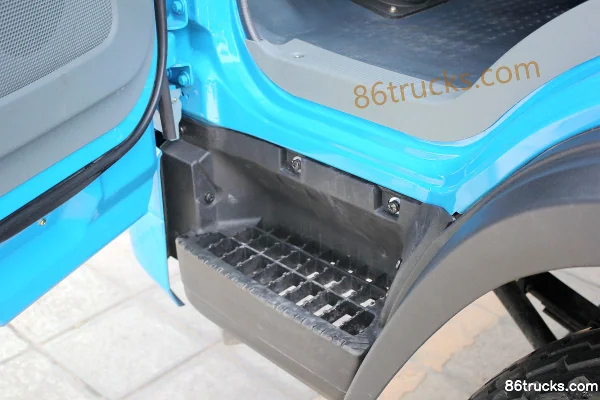 FAW Hongta FAW Jiefang Classic 5 Series 180hp 4X2(6 wheels) dump truck (China VI) Cab (2) | 86Trucks