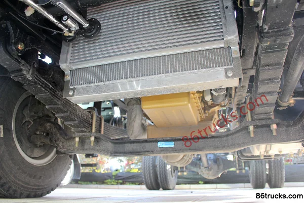 FAW Hongta FAW Jiefang Gongshi 130hp 4X2(6 wheels) 4.21m Single Row Stake Truck Chassis (2) | 86Trucks