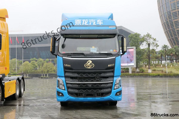 Dongfeng Liuqi Chenglong H7 camion lourd édition spéciale Zhongtong 460 ch 4X2(6 roues) tracteur routier Extérieur (2) | 86Trucks