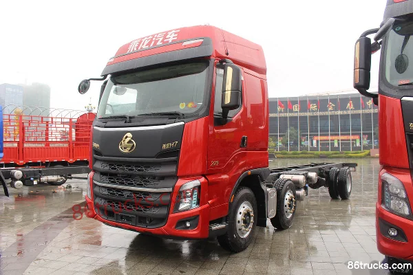 Dongfeng Liuqi Chenglong H7 poids lourd 330 ch 6X2(8 roues) 9,7 m camion plateau à ridelles Extérieur (3) | 86Trucks