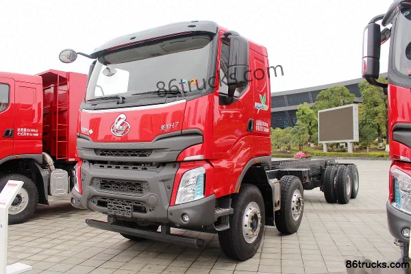 Dongfeng Liuqi Chenglong H7 400 hp 8X4(12 wheels) LNG Dump Truck Chassis Exterior (3) | 86Trucks
