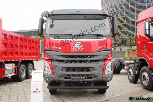 Dongfeng Liuqi Chenglong H7 400 hp 8X4(12 wheels) LNG Dump Truck Chassis Exterior (2) | 86Trucks