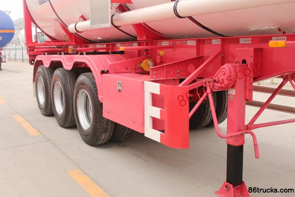 CIMC Ruijiang 40m³ 30ft Front Protruding Stainless Steel Insulated Tank Container Semi-trailer Chassis (1) | 86Trucks