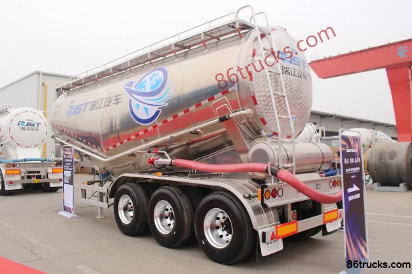 CIMC Ruijiang 38m³ Full Aluminum Alloy Powder Tank Semi-trailer Exterior (3) | 86Trucks