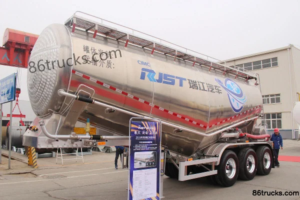 CIMC Ruijiang 38m³ Full Aluminum Alloy Powder Tank Semi-trailer Exterior (2) | 86Trucks