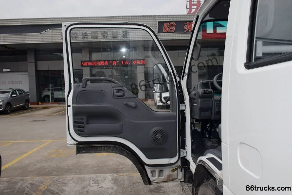 Isuzu 100P 130 ch 4X2(6 roues) camion léger fourgon double cabine 3,245 m (2) | 86Trucks