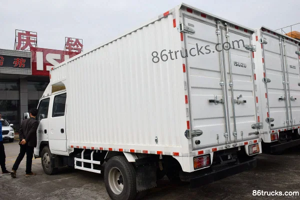 Isuzu 100P 130 ch 4X2(6 roues) camion léger fourgon double cabine 3,245 m Carrosserie (2) | 86Trucks