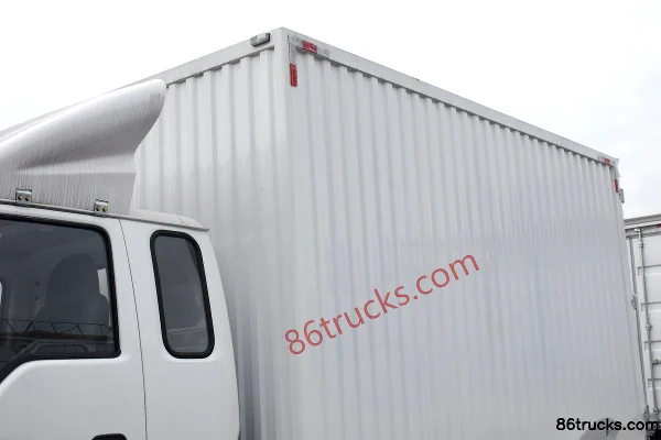 Qingling Isuzu 100P 98 hp 4X2(6 wheels) 3.825m crew cab van light truck Body (2) | 86Trucks