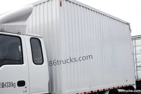 Qingling Isuzu 100P 98 hp 4X2(6 wheels) 3.825m crew cab van light truck Body (1) | 86Trucks