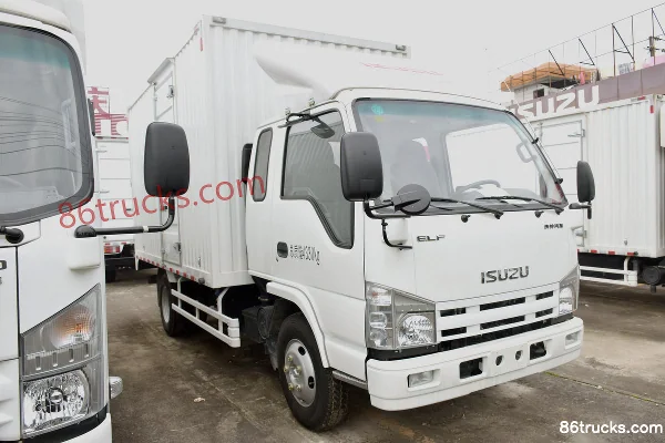 Qingling Isuzu 100P 2.5L diesel 131hp 4X2(6 wheels) Isuzu 5-speed 3.8m single-row with sleeper cab van light truck Exter