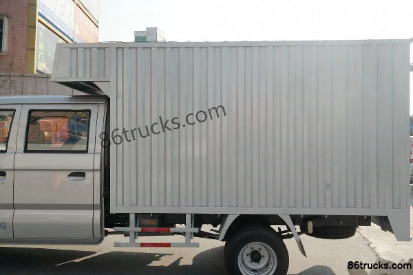 Changan Kuayue Wang X5 1.5L 112hp 4X2(6 wheels) 3.035m double-row van light truck Body (3) | 86Trucks