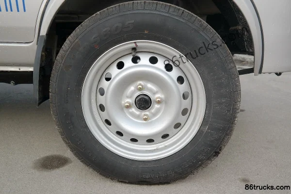 Changan Kuayue Xinbao MINI 1.2L 88hp 4X2(6 wheels) 2.535m double-row van micro truck (dual rear wheels) Chassis (3) | 86Trucks