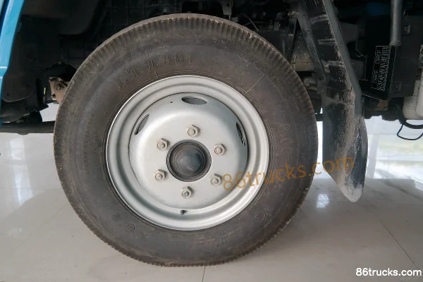 FAW Hongta FAW Jiefang Classic 1 Series 78 ch 4X2(6 roues) 3.37 m camion benne Châssis (2) | 86Trucks