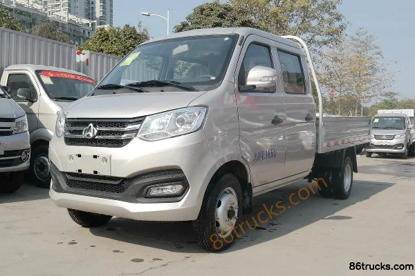 Changan Kuayue Wang X1 Standard Edition 1.5L CNG 97 hp 4X2(6 wheels) 2.71m double-row flatbed micro truck (China VI) Exterior (3) | 86Trucks