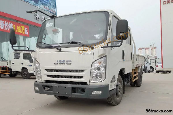 JMC Kaiyun Upgraded 116 hp 4X2(6 wheels) 2.635m Double Row Flatbed Light Truck JX1044TSCA25 Exterior (3) | 86Trucks