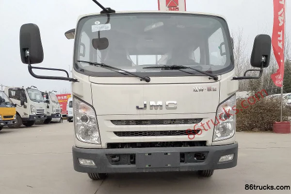 JMC Kaiyun Upgraded 116 hp 4X2(6 wheels) 2.635m Double Row Flatbed Light Truck JX1044TSCA25 Exterior (2) | 86Trucks
