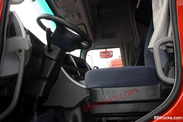 Dongfeng Commercial Vehicle Tianlong Heavy Truck 385 hp 6X4(10 wheels) AMT Automatic Tractor Truck Cab (1) | 86Trucks