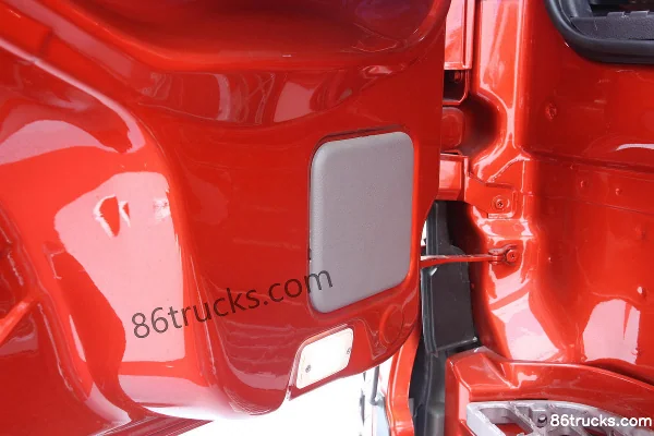Dongfeng Commercial Vehicle Dalishen Heavy Truck 350 hp 6X4(10 wheels) Dump Truck Cab (3) | 86Trucks