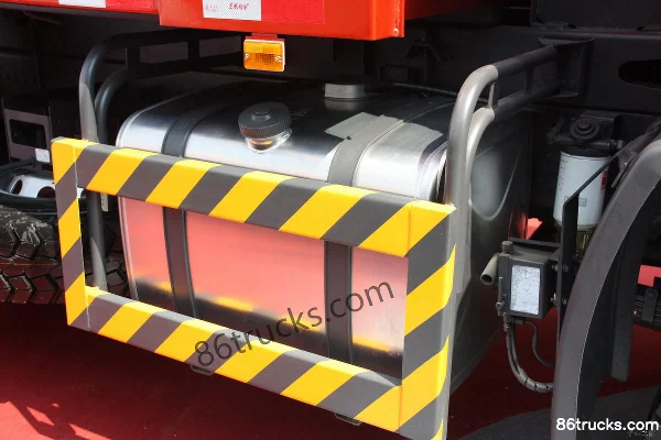 Dongfeng Commercial Vehicle Dalishen Heavy Truck 350 hp 6X4(10 wheels) Dump Truck Chassis (3) | 86Trucks