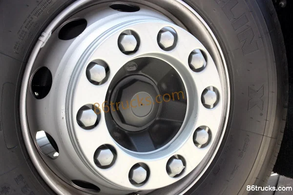 Volvo FM 400 ch 6X2R tracteur routier (12,8L) Châssis (2) | 86Trucks