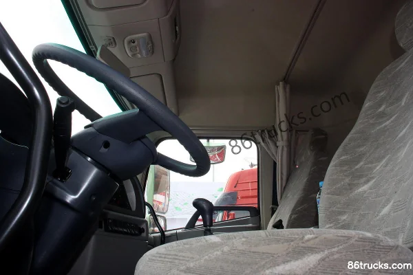 Dongfeng Commercial Vehicle Tianjin Medium Truck 160hp 4X2(6 wheels) 4X2 cargo truck chassis Cab (3) | 86Trucks