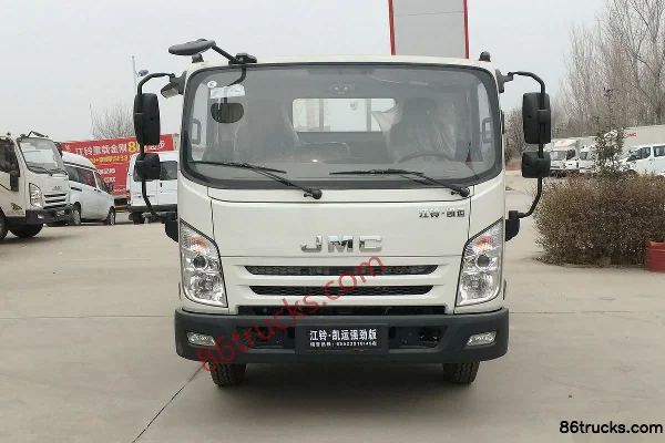 JMC Kaiyun Strong Edition Light-Duty Luxury Model 129 hp 4X2(6 wheels) 3.7m Cab-Chassis with Flatbed (Wide Body) Exterior (2) | 86Trucks