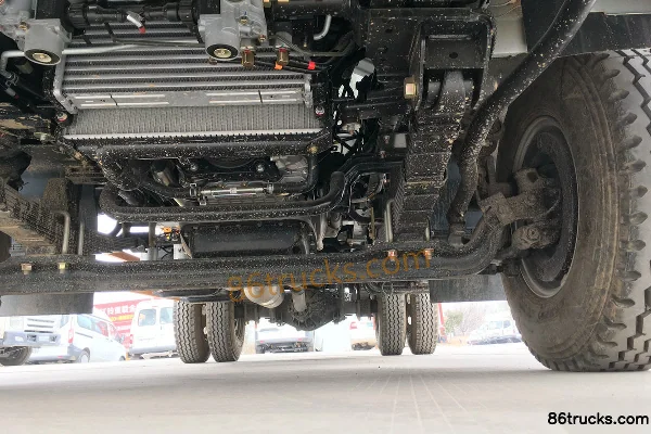 JMC Kaiyun Strong Edition Light-Duty Luxury Model 129 hp 4X2(6 wheels) 3.7m Cab-Chassis with Flatbed (Wide Body) (3) | 86Trucks